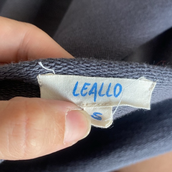 Leallo Distressed Crewneck Sweater - Picture 3 of 3